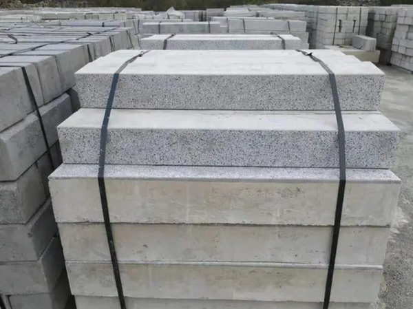 路缘石
